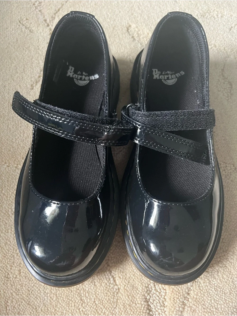 Dr. Martens Kids Black Patent Mary Jane US 2